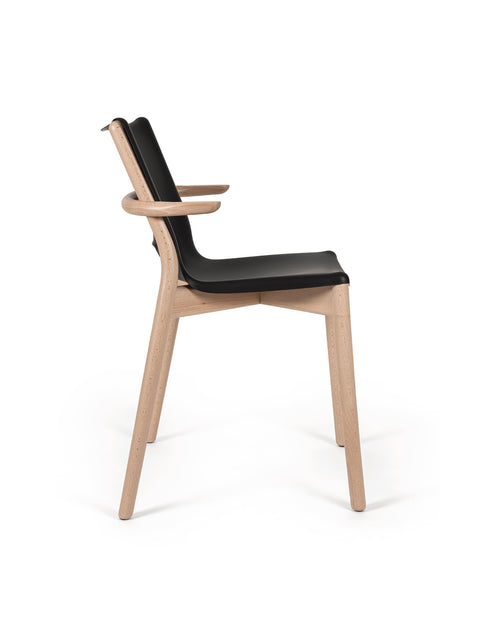 Poêle Collection black Monoshell chair with armrests Alessi 3