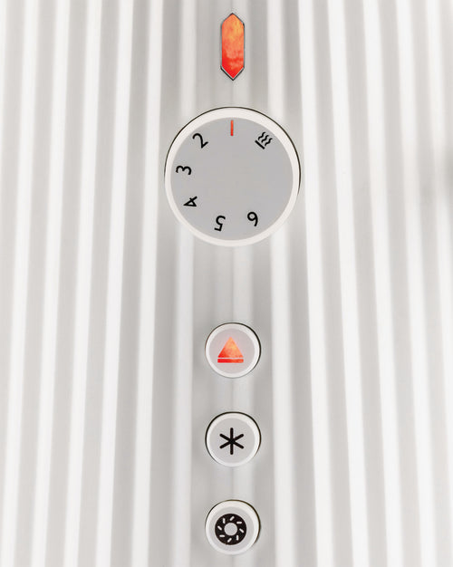 Plissé grey Toaster. English plug Alessi 3