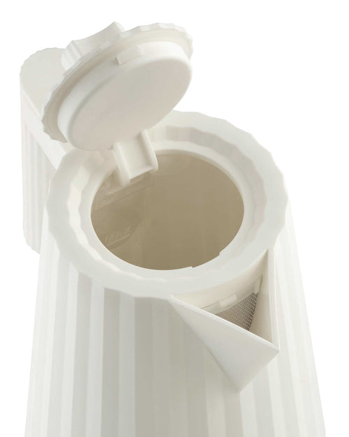 Plissé white Electric kettle. European plug Alessi 3
